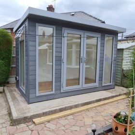 Bards 18' x 12' Othello Bespoke Insulated Garden Room - Composite